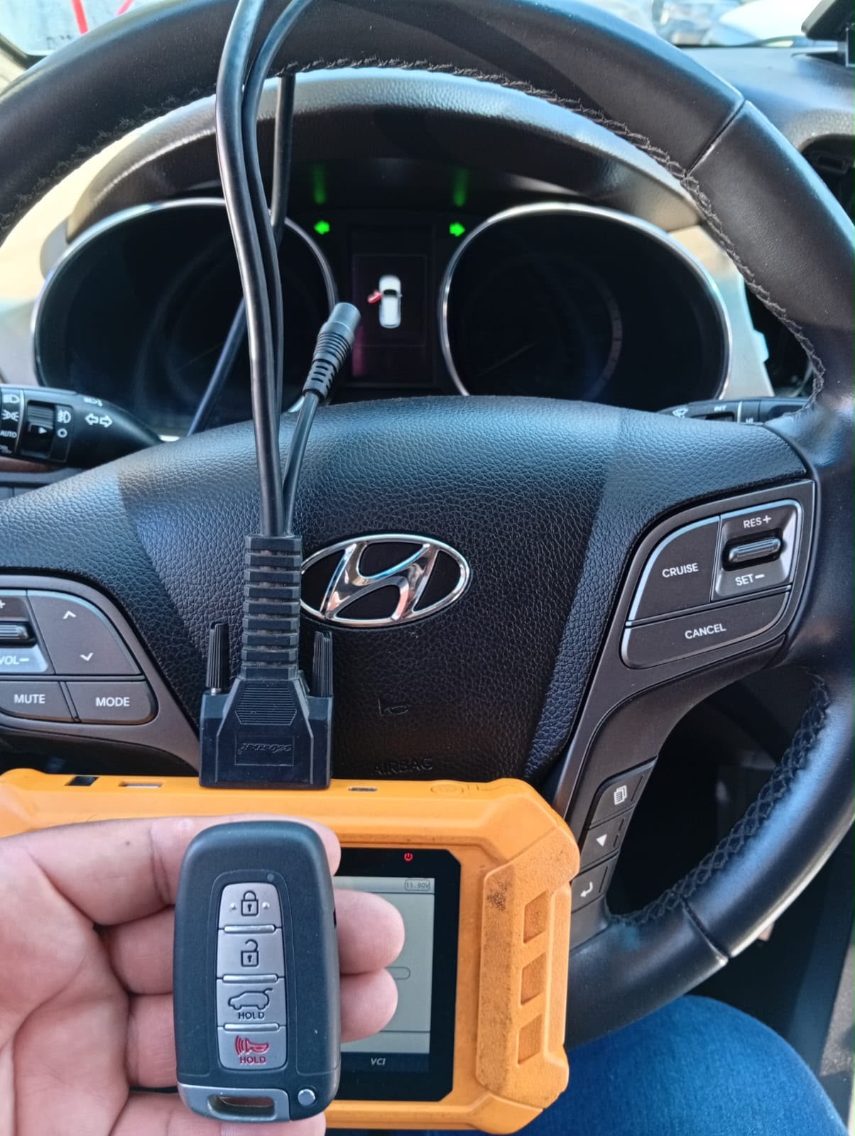 Programación de llave inteligente Hyundai Santa Fe